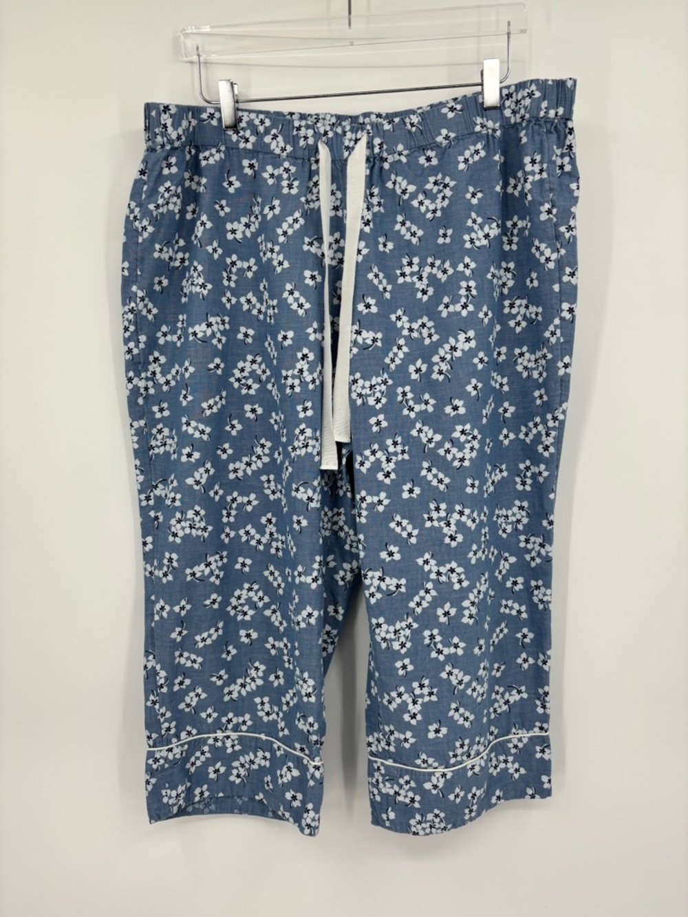 Draper James Land End Floral Chambray Pajama Set - Picture 12 of 16